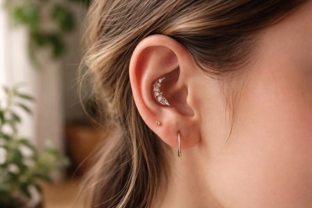 oreille-piercing-argent-bois-plantes